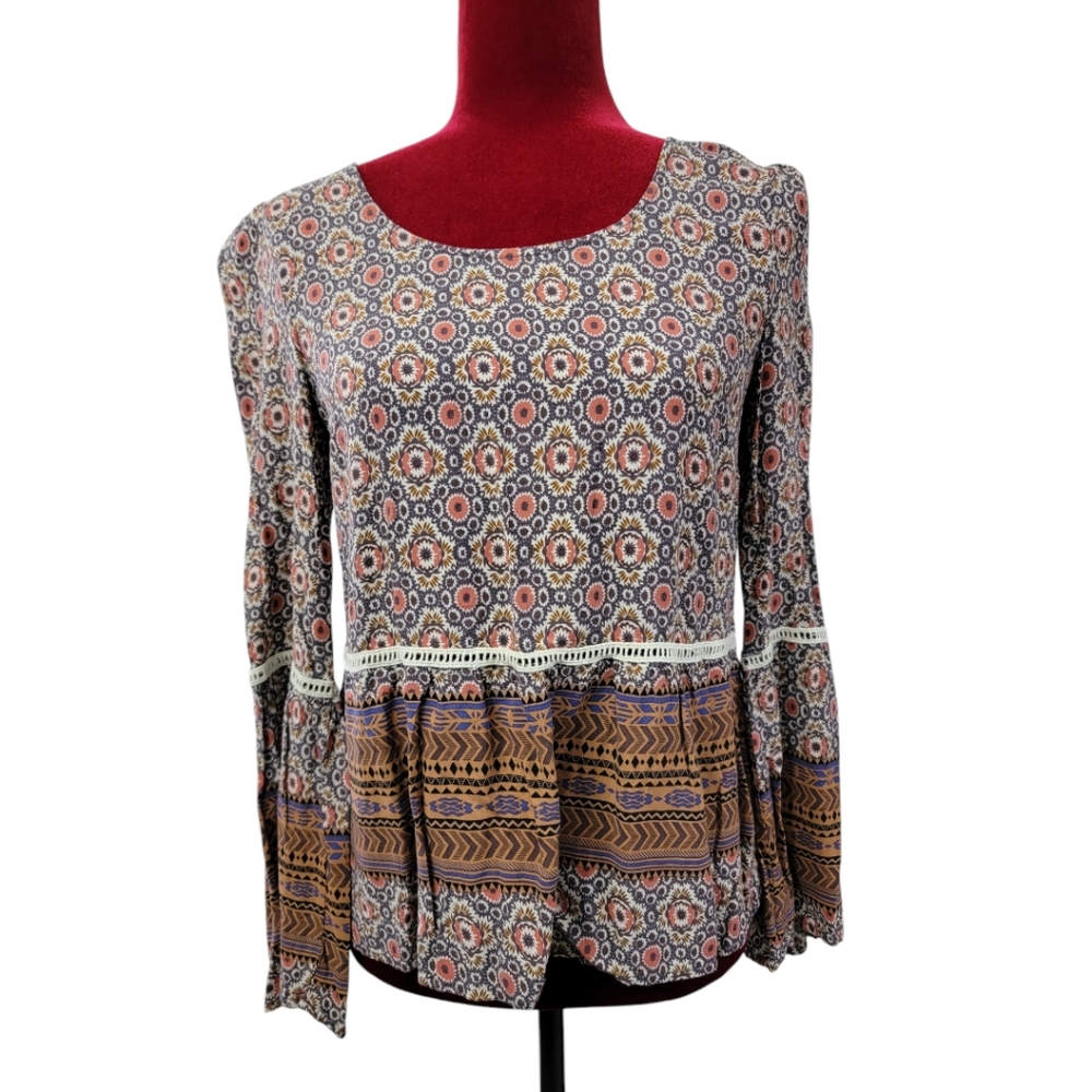 En Creme long sleeve boho top size M